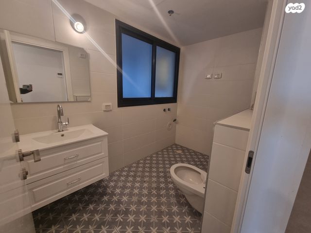 דירה, יונה וולך 7, גרין פארק החדשה, הוד השרון