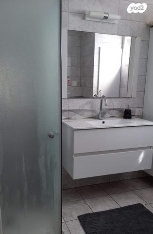 דירה, ליבורנו, רמת הנשיא, בת ים