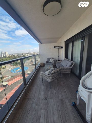 דירה, התורמוס, קרית ראשון, ראשון לציון