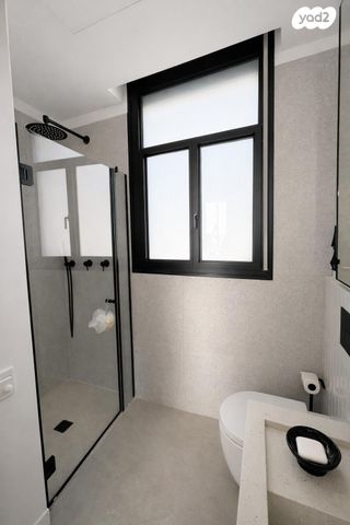 גג/ פנטהאוז, לוינסקי, פלורנטין, תל אביב יפו