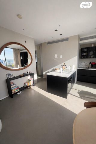 גג/ פנטהאוז, לוינסקי, פלורנטין, תל אביב יפו