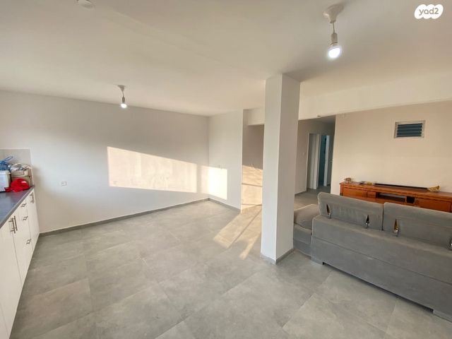 דירה, המלך יהואש, נווה דוד, חיפה