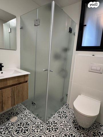 דירה, הוד השרון