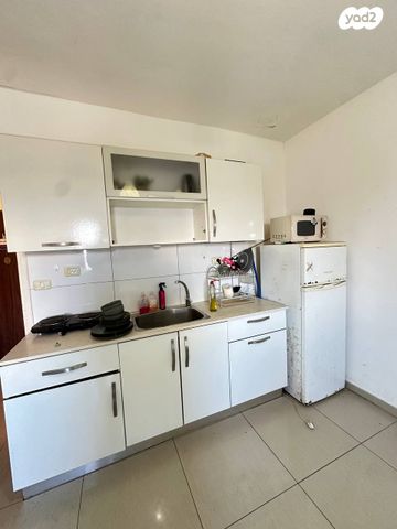 דירה, החשמל 60, נווה פז, חיפה