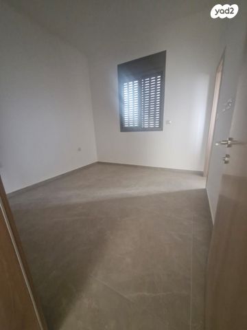 דירת גן, אופקים