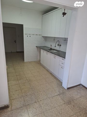 דירת גן, שפירא, תל אביב יפו