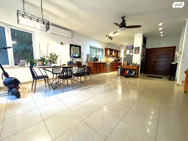 בית פרטי/ קוטג', הדר, הוד השרון