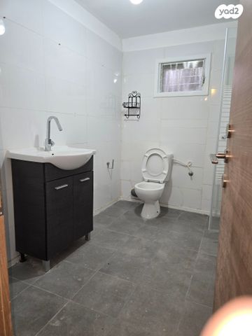 בית פרטי/ קוטג', רינתיה