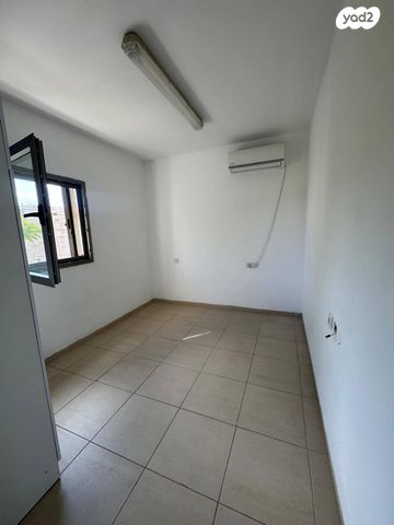 דירה, חטיבת עציוני, רמת רבין מערב, כרמיאל