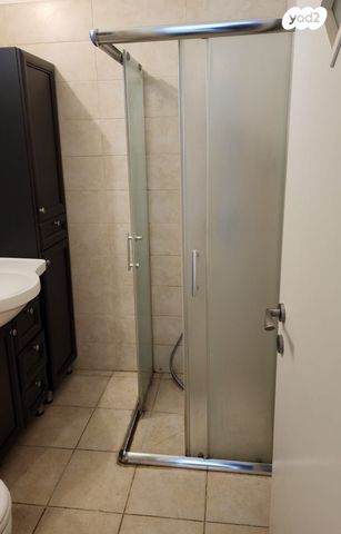 דירה, חולון