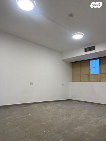 דירה, הרב יצחק ידידיה פרנקל, פלורנטין, תל אביב יפו