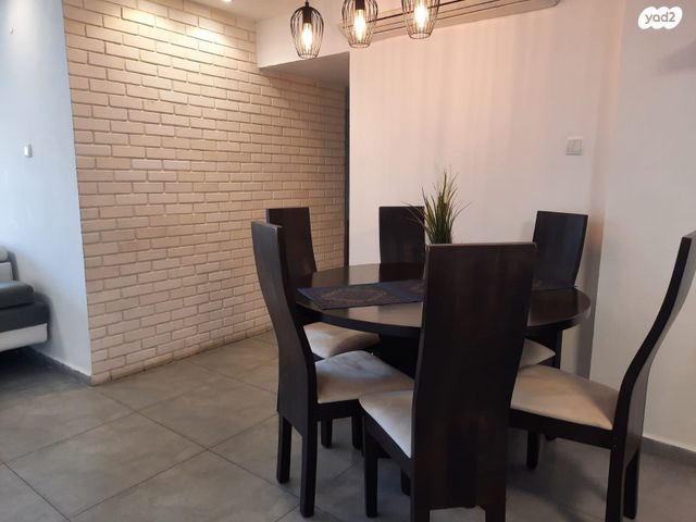 דירה, אחד העם, לסטר/רבוצקי, רעננה