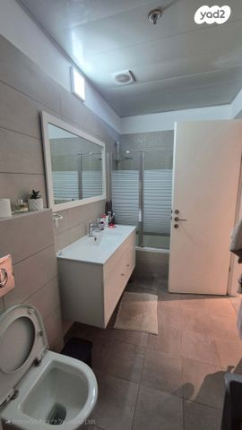 דירה, אמנון ליפקין שחק, נוף הטיילת, נתניה