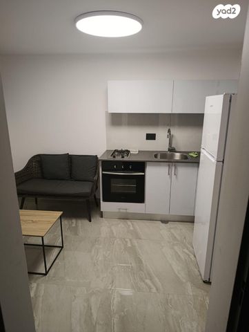 יחידת דיור, דרך הפרחים 81, אבן שמואל, אבן שמואל