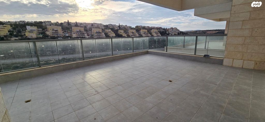 דירת גן, נהר הירדן, רמת נבון . הר כרמי, כרמיאל