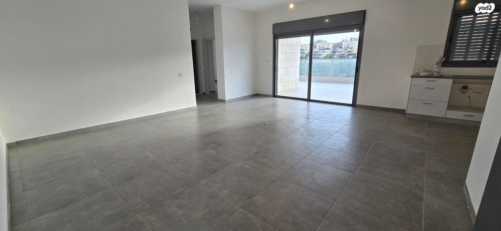 דירת גן, נהר הירדן, רמת נבון . הר כרמי, כרמיאל