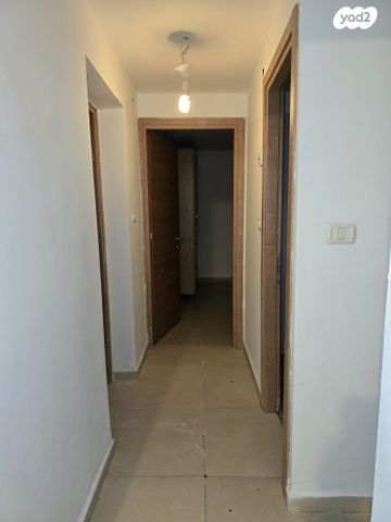 בית פרטי/ קוטג', רינתיה