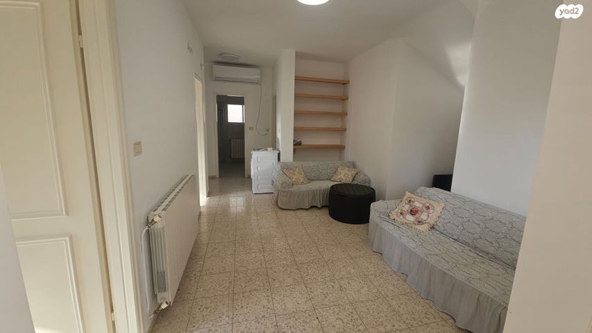 יחידת דיור, שניר, שאר העיר, כפר ורדים