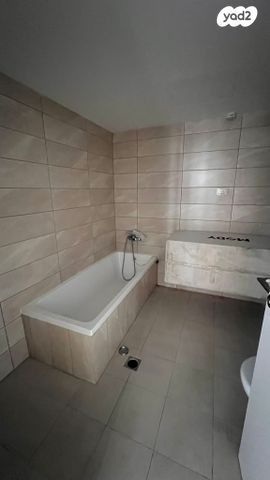 גג/ פנטהאוז, הכינור, גליל ים (מתחם הכוכבים), הרצליה