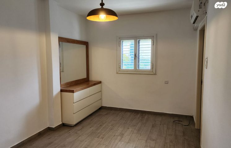 דירה, חולון