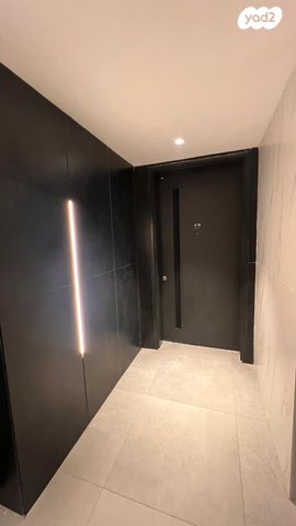 גג/ פנטהאוז, הכינור, גליל ים (מתחם הכוכבים), הרצליה