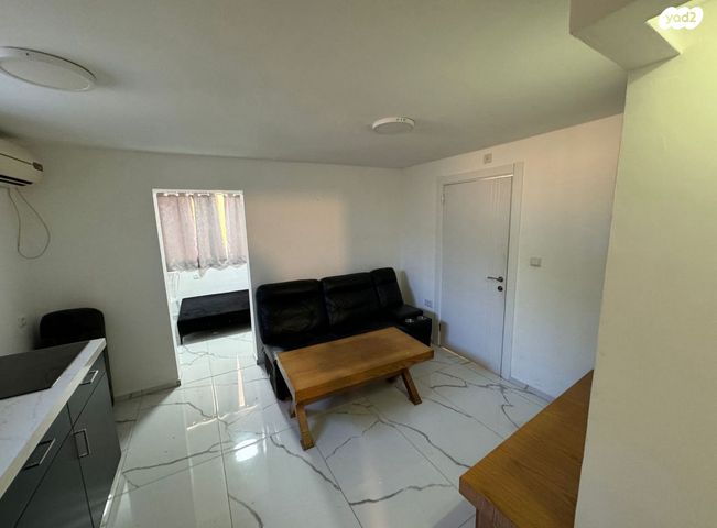 יחידת דיור, יבנה