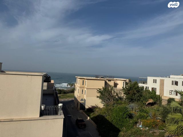 גג/ פנטהאוז