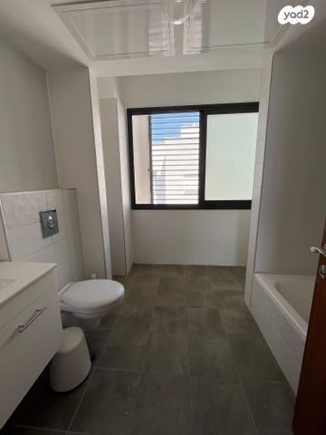 גג/ פנטהאוז, הדר, רמת השרון