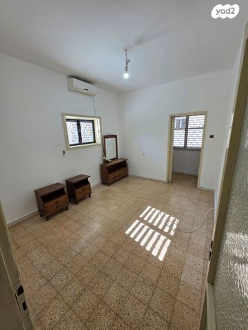 דירה, הרצל 40, רוטשילד עצמאות, בת ים