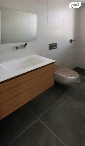 דירה, מוסינזון, הצפון החדש - כיכר המדינה, תל אביב יפו