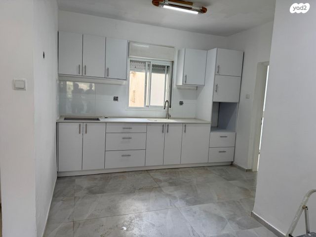 דירה, הרדוף, נאות כרמל, טירת כרמל