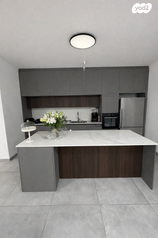 דירה, אריאל שרון 10, סיטי, גבעתיים