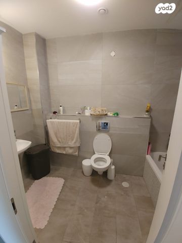 דירה, שדרות ירושלים 16, הקריה מע"ר, אשדוד