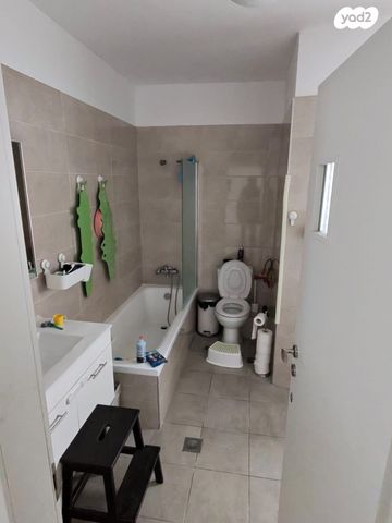 דירה, אלכסנדר ינאי, כרמליה, חיפה