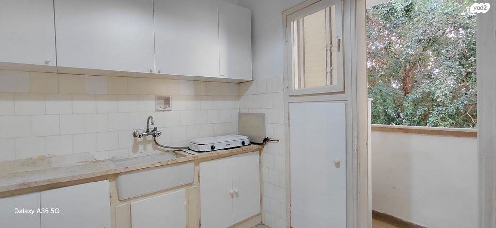 דירה, ד"ר כהן 9, שכונת בן גוריון, מרכז העיר ג', רמת גן