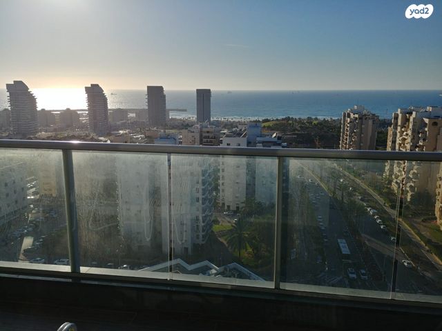 דירה, שדרות ירושלים 16, הקריה מע"ר, אשדוד