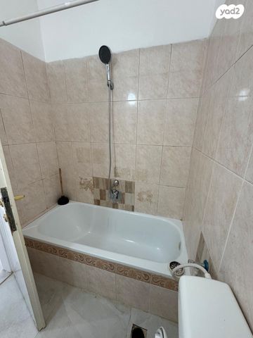 דירה, הרדוף, נאות כרמל, טירת כרמל