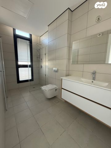 דירה, בנימין וולפוביץ', מרכז דרום, רעננה