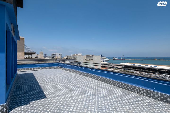 משרדים, הנמל 27, שער פלמר, תחנת רכבת השמונה, חיפה