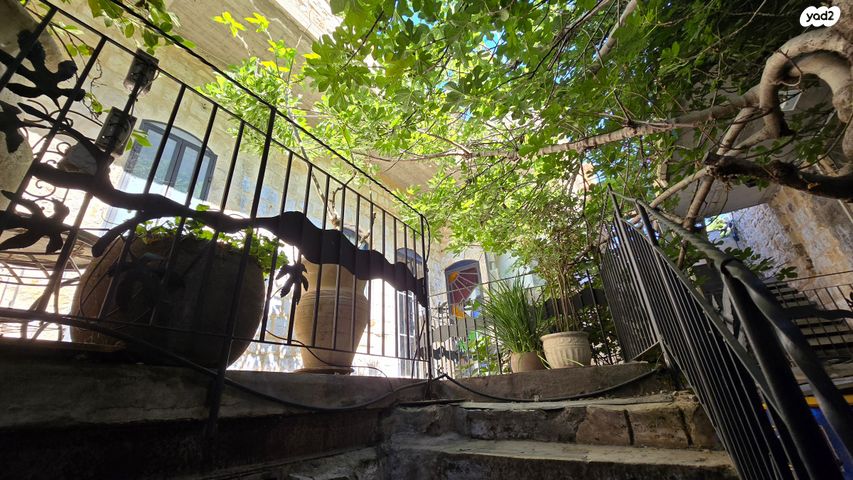 חנויות/ שטח מסחרי, סמטת שלמה אלקבץ, העיר העתיקה, צפת