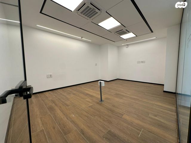 משרדים, התעשייה 8, אזור תעשייה קרית אתגרים, רעננה