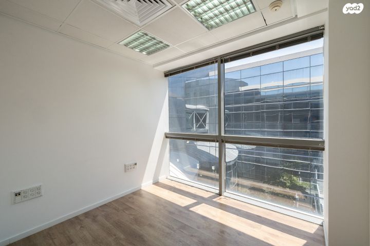 משרדים, מאיר אריאל, שאר העיר, נתניה