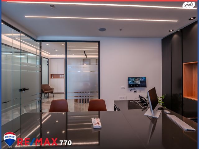 משרדים, יהושע חנקין, עפולה