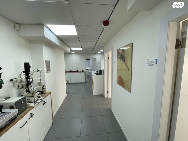 בניין משרדים, הנביאים 8, חיפה