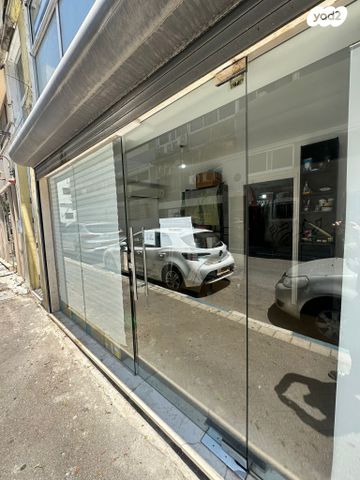 חנויות/ שטח מסחרי, הנאמנים 16, שער פלמר, תחנת רכבת השמונה, חיפה