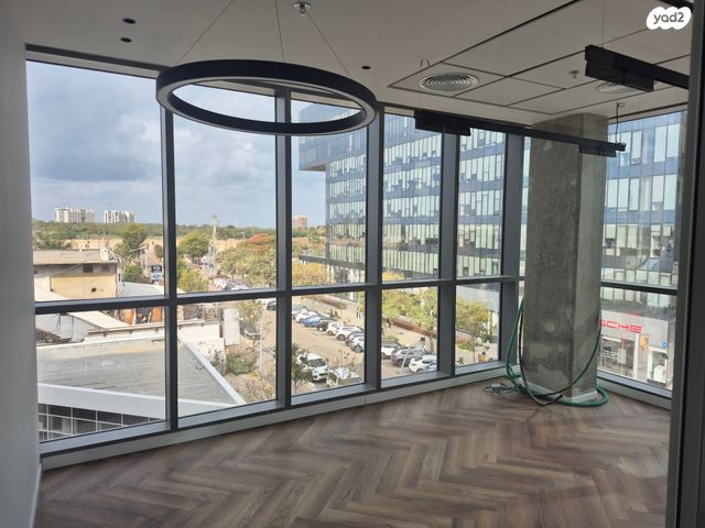 משרדים, הרצליה