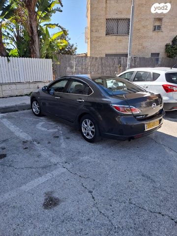 מודעת רכב מאזדה 6