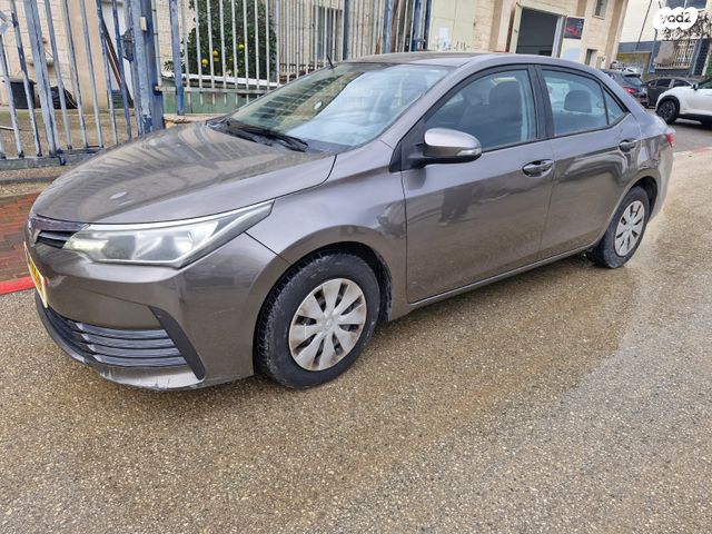 טויוטה קורולה