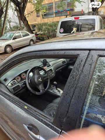 מיצובישי לנסר