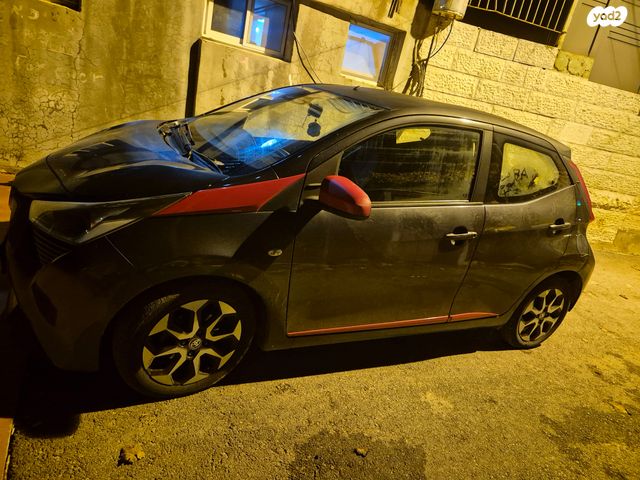 מודעת רכב טויוטה אייגו